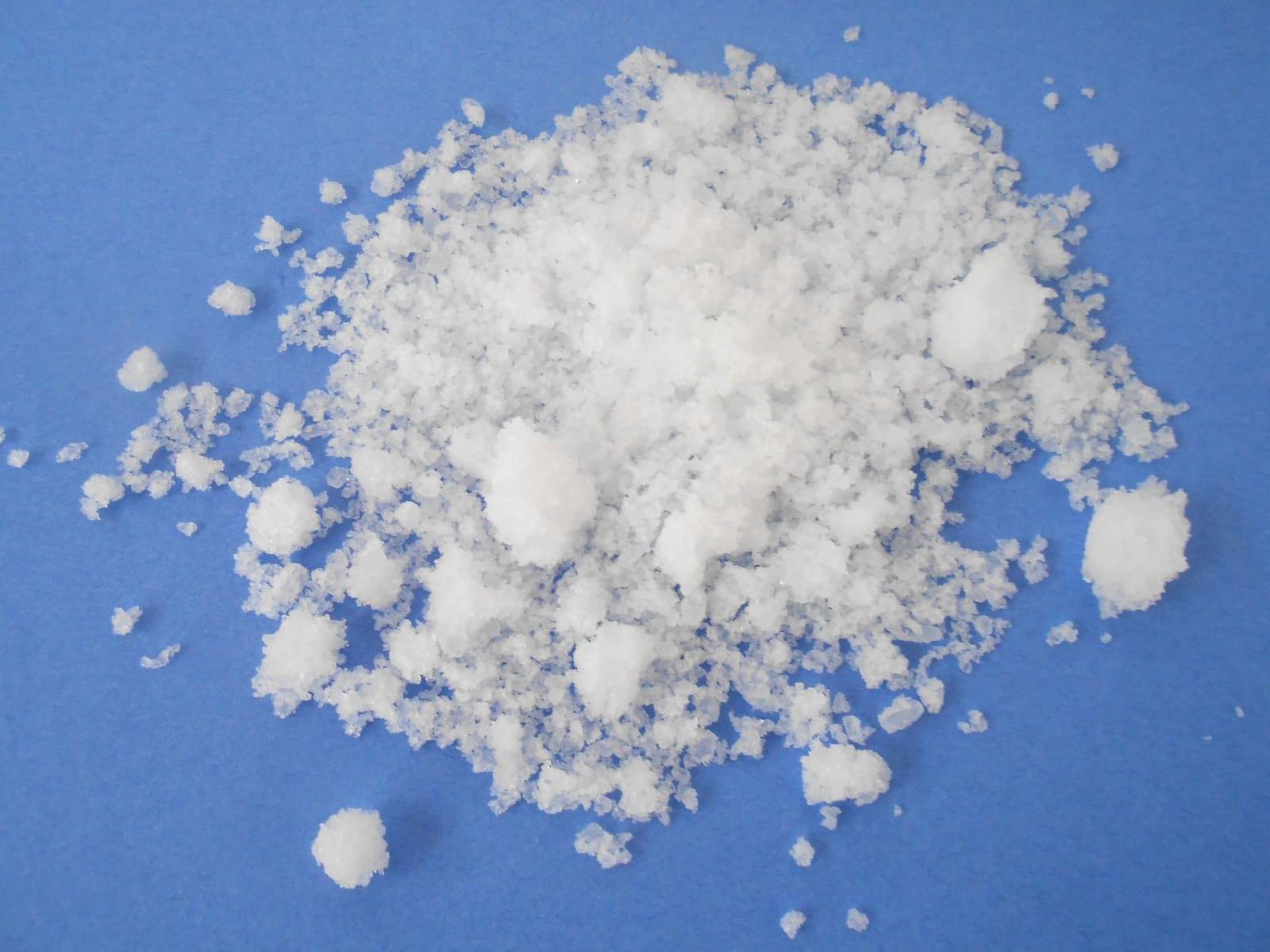 Close up of ammonium Biflouride powder