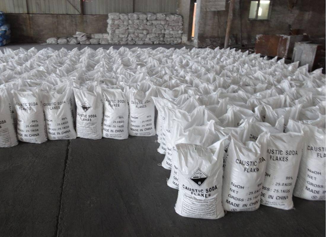 Caustic Soda (Sodium Hydroxide) as pool and spa chemical