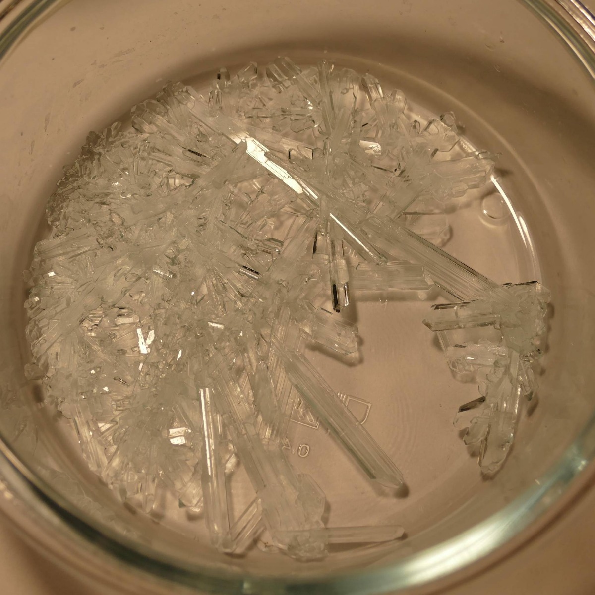 Close up of long sodium sulfide